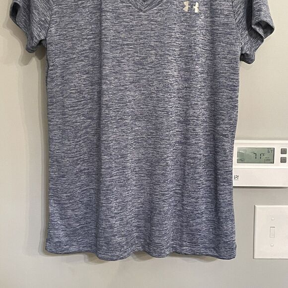 Under Armour UA Top Tech V-Neck Pullover Performance Shirt Women's Large NWT - Picture 3 of 13